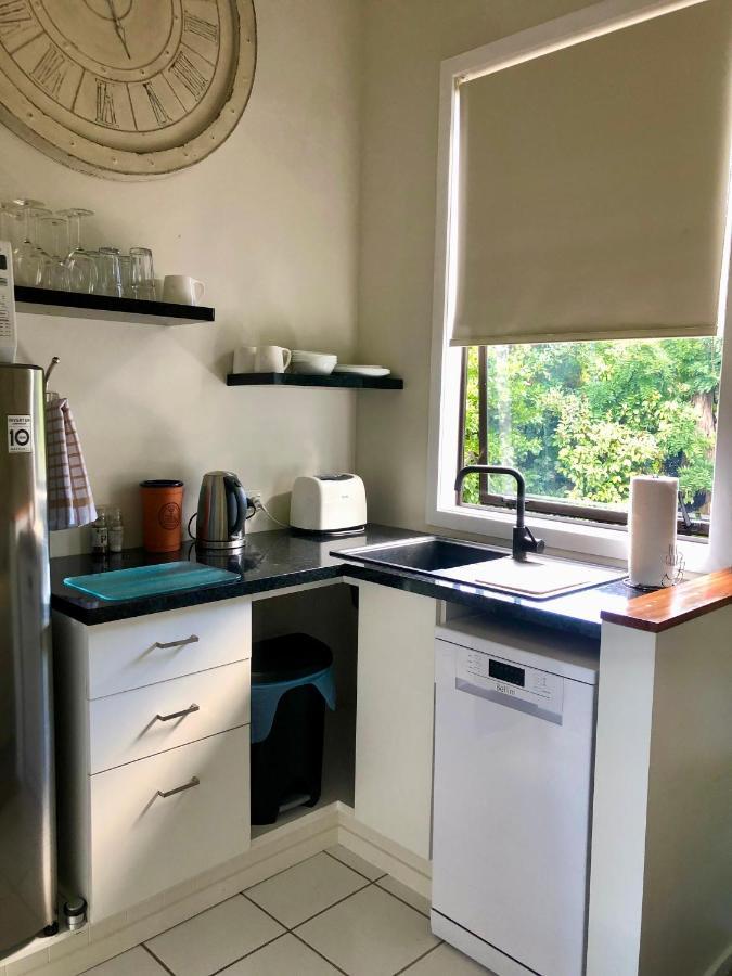 Le Chalet Waiheke Apartments Ostend Luaran gambar