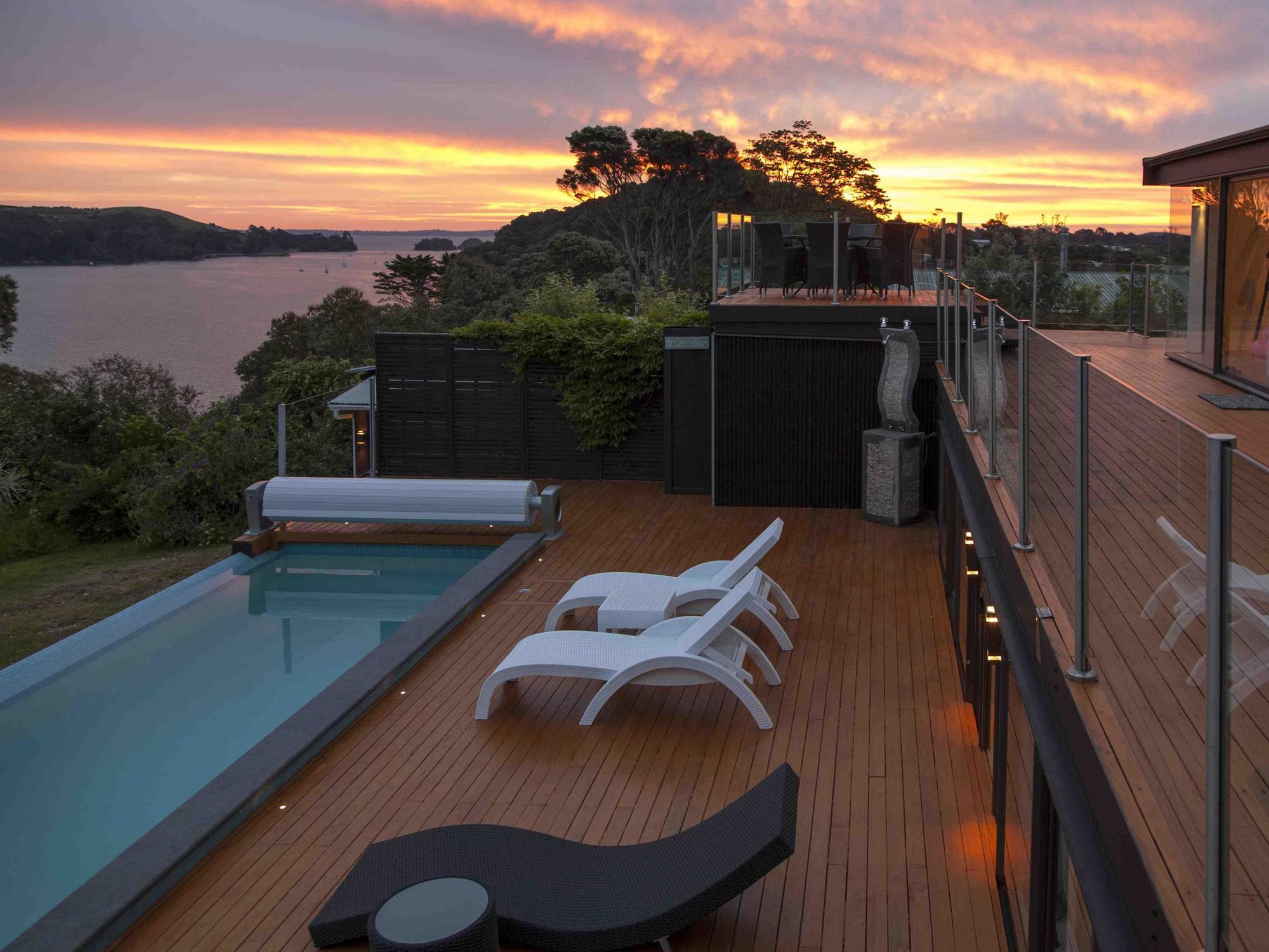 Le Chalet Waiheke Apartments Ostend Luaran gambar