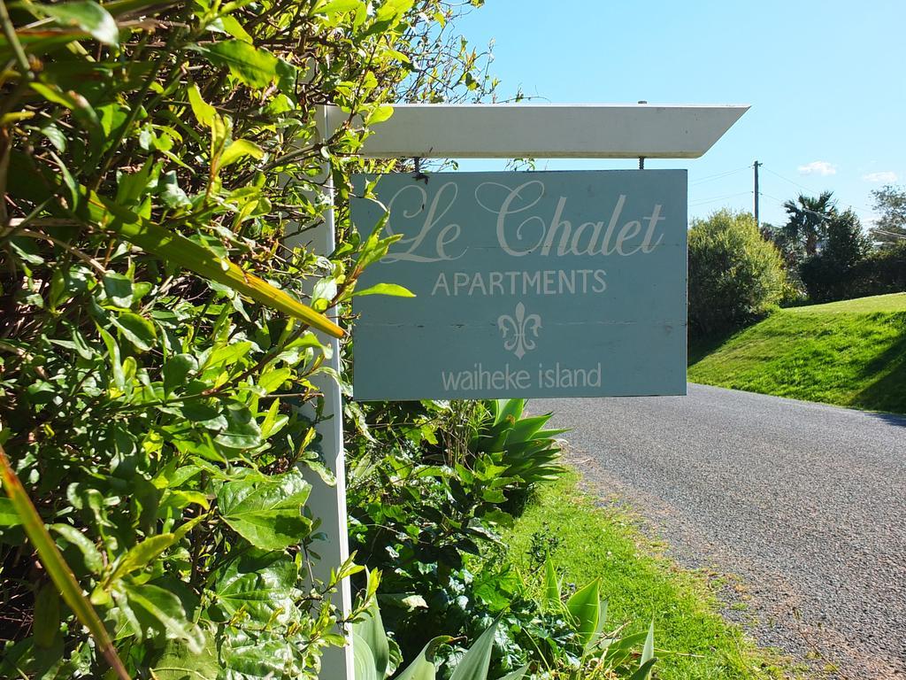 Le Chalet Waiheke Apartments Ostend Luaran gambar