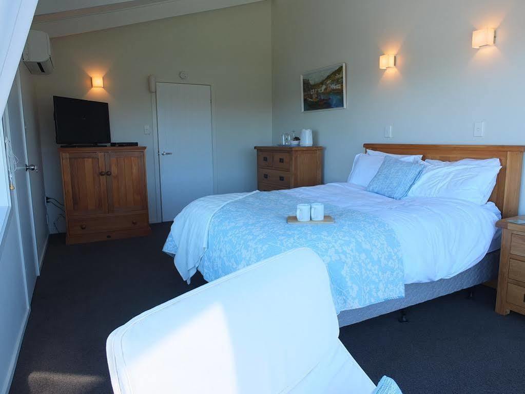 Le Chalet Waiheke Apartments Ostend Luaran gambar