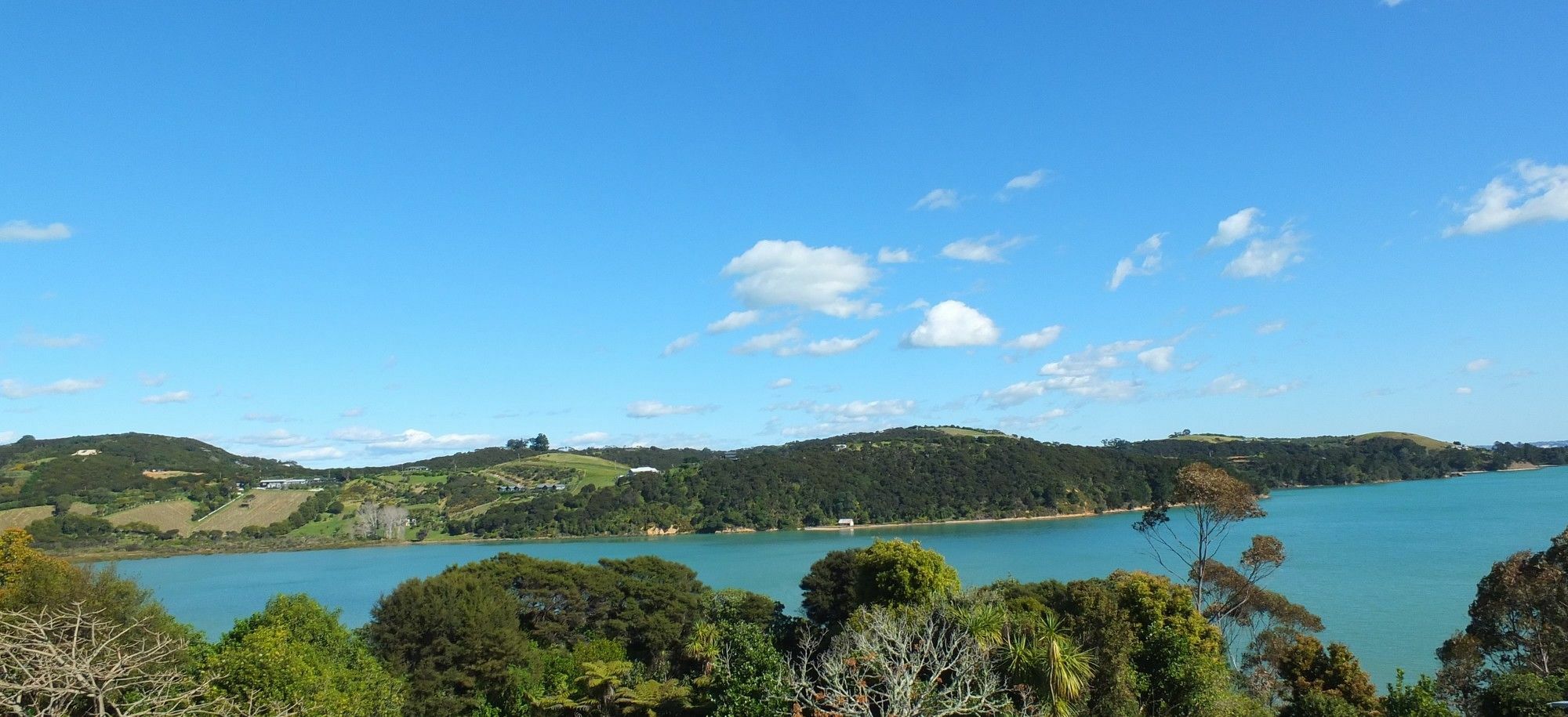 Le Chalet Waiheke Apartments Ostend Luaran gambar